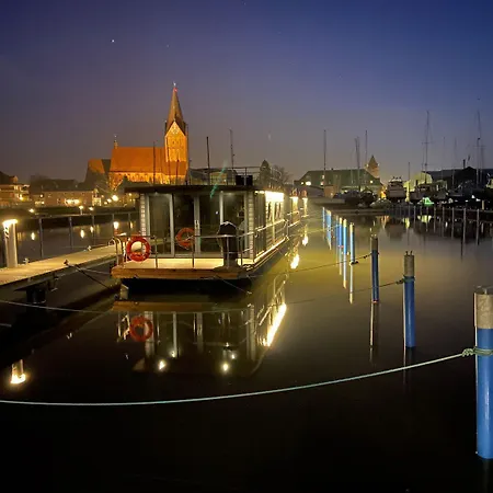 Hausboot Fjord Capella - Solarboot In Barth